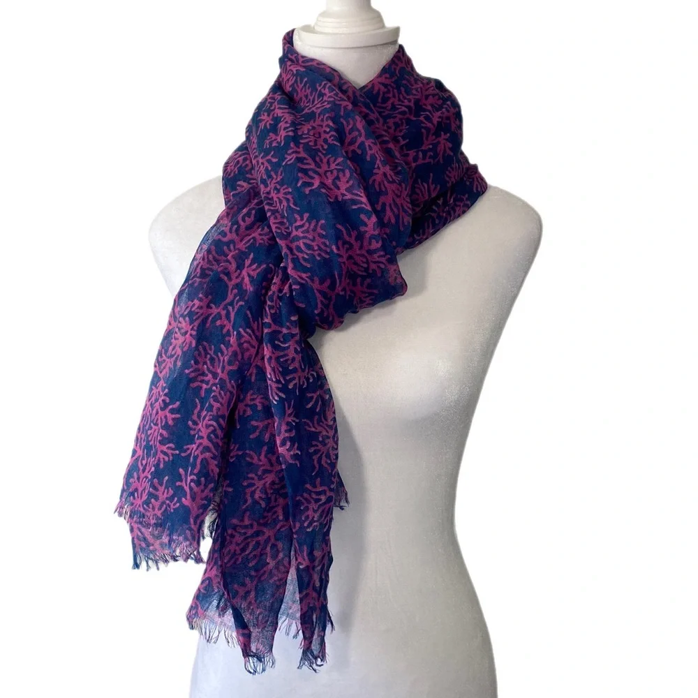 *NWT* Cruise Club Coral Reef Navy & Pink Scarf Shawl Nautical Coastal Vacation - Picture 1 of 7
